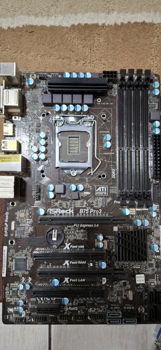 Материнская плата