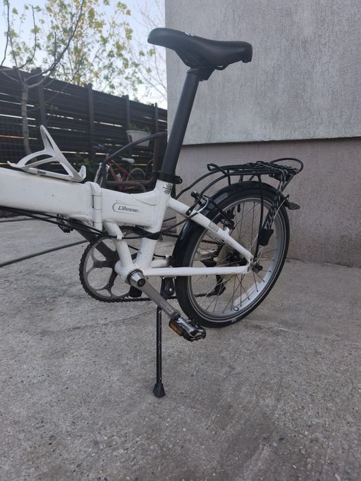 Vand/Schimb  Bicicleta Dahon D8