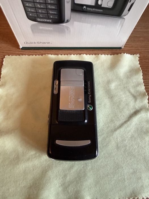 Легендарный теоефон 2000-х Sony Ericsson K 750i
