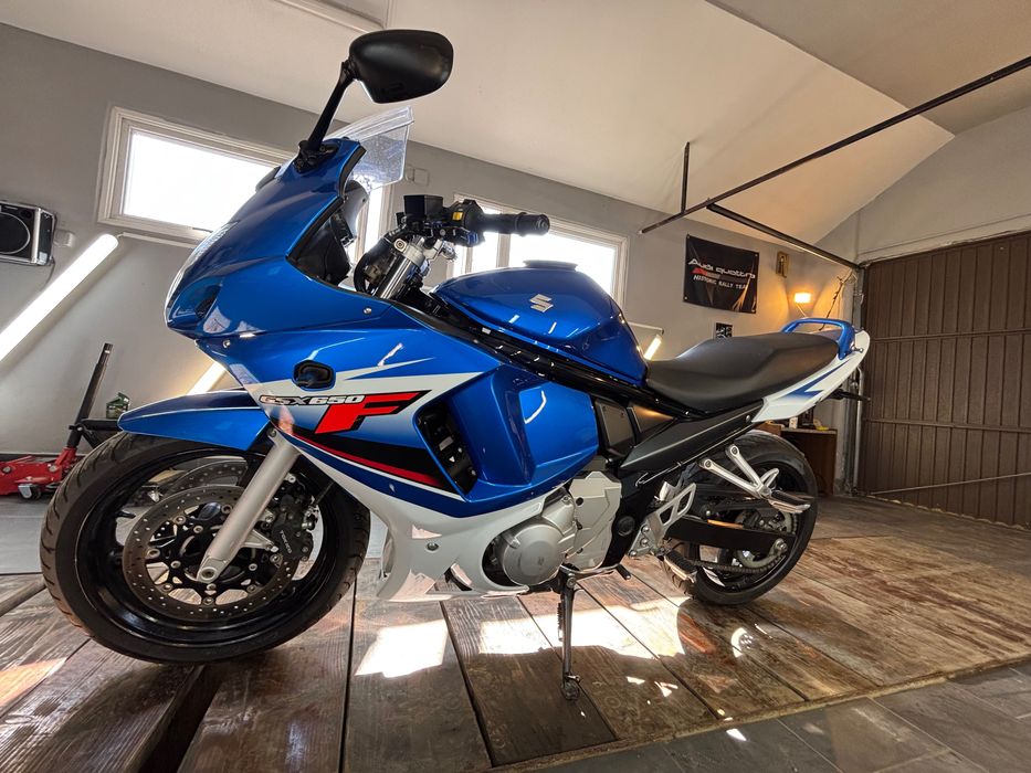 Motocicletă Suzuki GSX 650 F