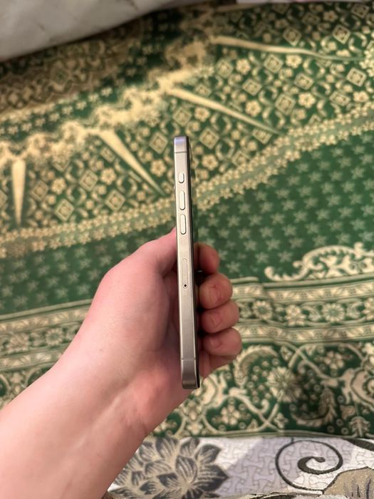 iphone 15 pro 256 гб акб 87% торг имеется