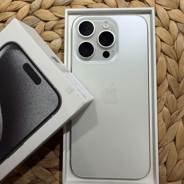 iPhone 15 Pro White 256 GB