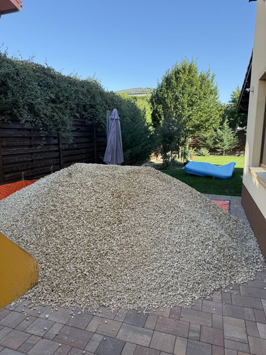 Piatra decorativa crem alb