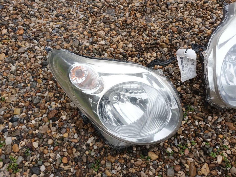 ляв и десен фар за сузуки алто 09 - 14 SUZUKI ALTO