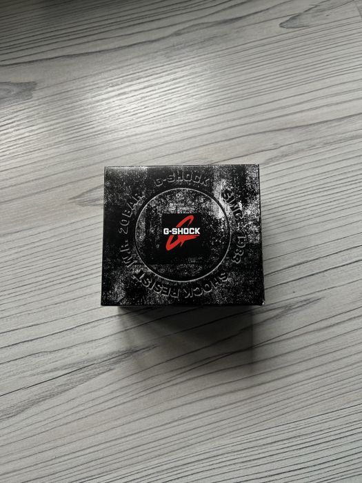 Часы Casio g-shock GM-2100G-1A9ER