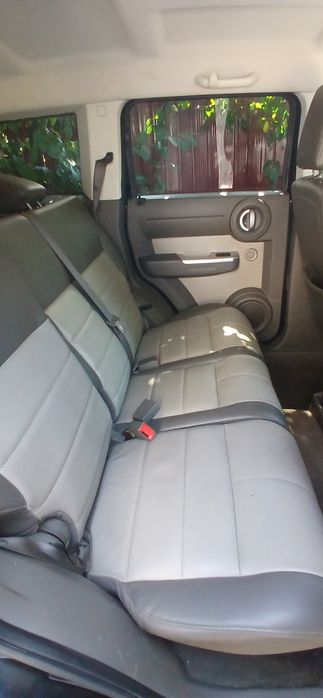 Dodge nitro 4x4 SUV
