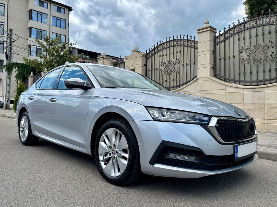 Skoda Octavia Primul proprietar, istoric complet, faruri LED, DSG7, TVA deductibil