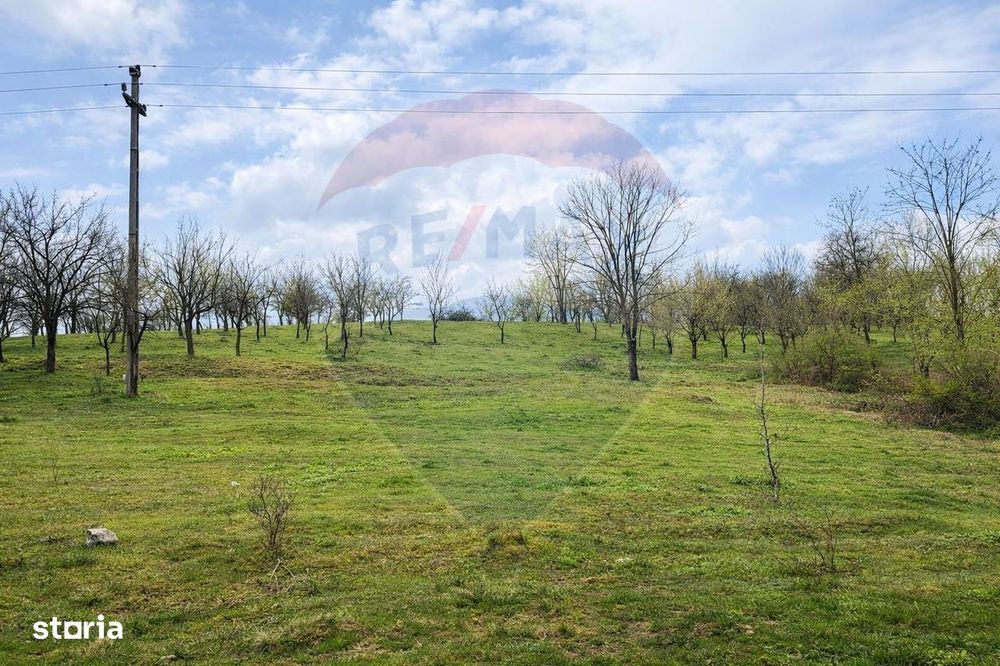 Teren intravilan Orăștie 2200 mp