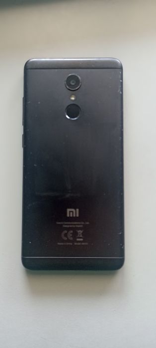 Redmi 5 32gb sotiladi.
