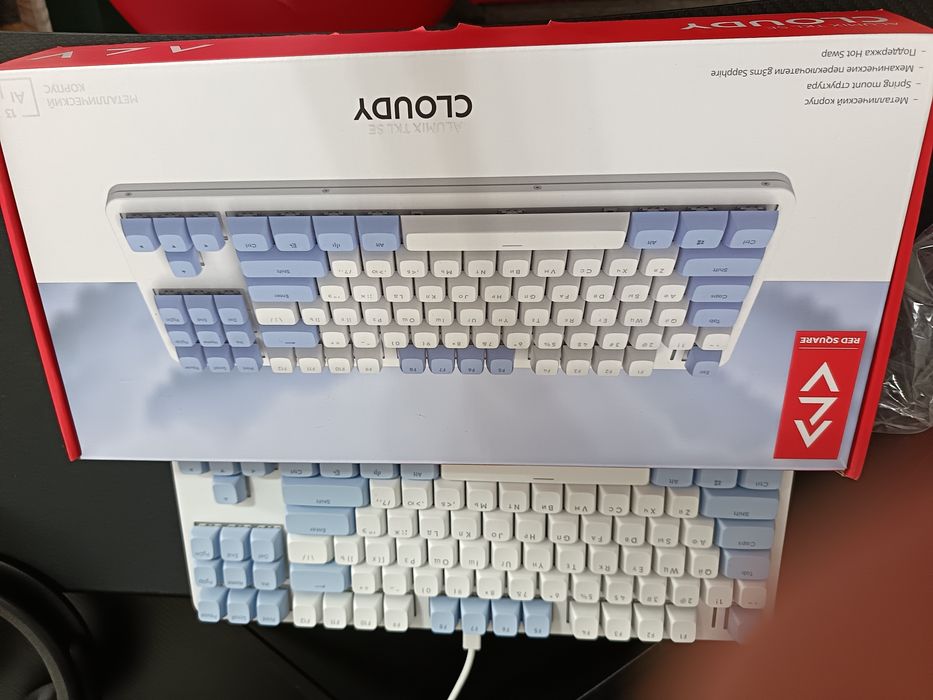 Продам клавиатуру игровую