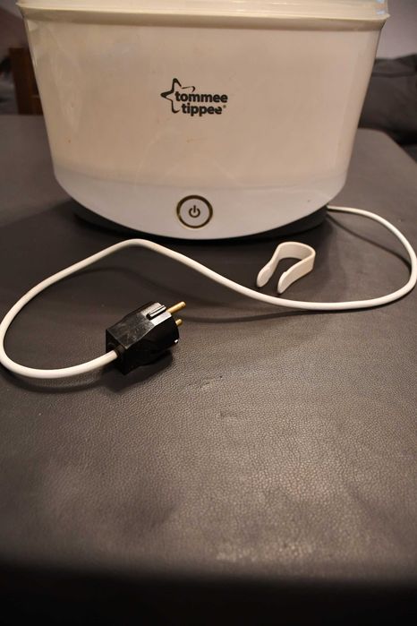 Стерилизатор TOMMEE TIPPEE