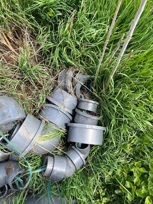 ПРОДАВАМ ПВЦ ТРЪБИ