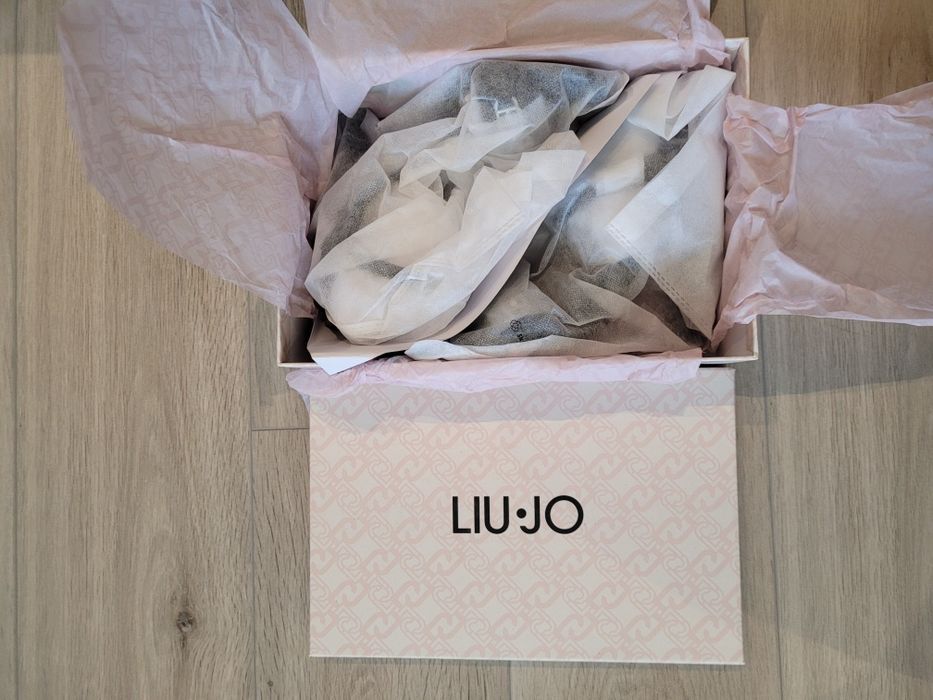 Дамски обувки/ сандали LIU JO 37