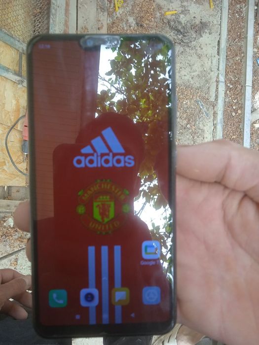 Mi 8 lite sotiladi yoki obmen