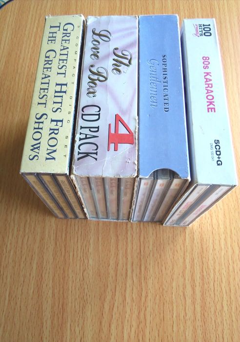 музикални CD комплекти на английски език