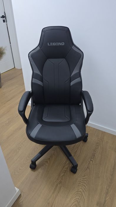 Scaun gaming+birou gaming