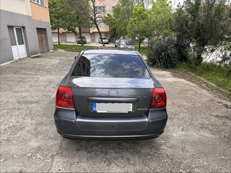 Тойота Авенсис 2.0 бензин
