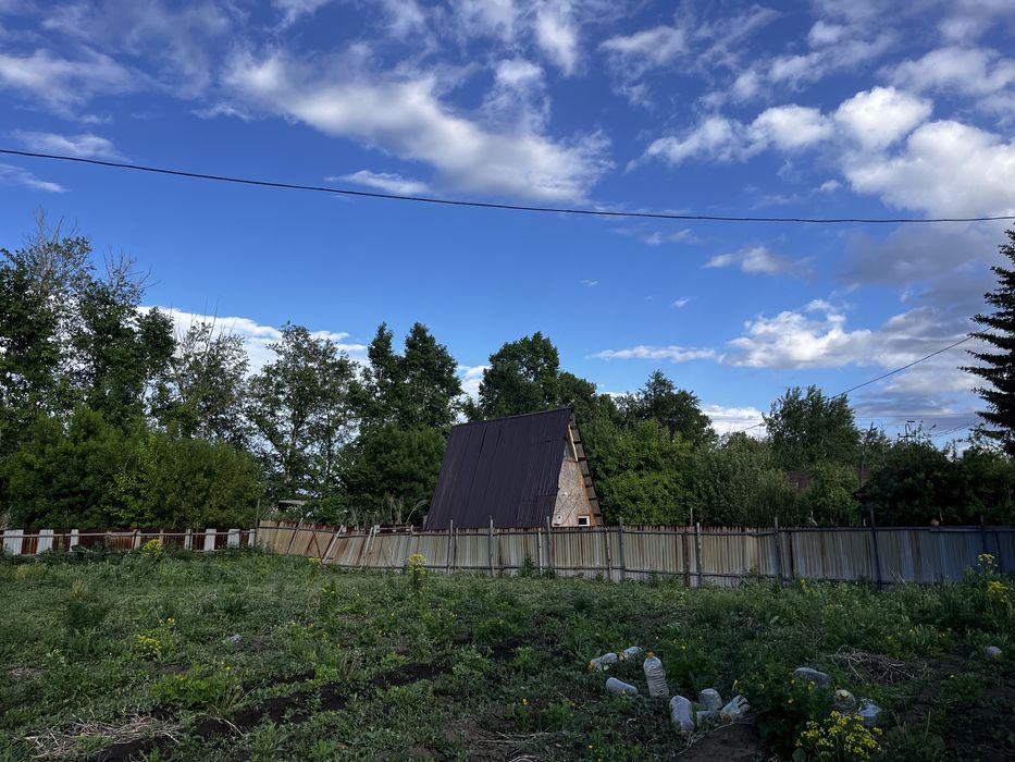 Продам два дома на одном учаске