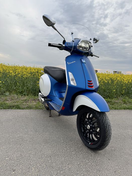 Vând Vespa Sprint 2020 - 79cc Blue Vivace Mat