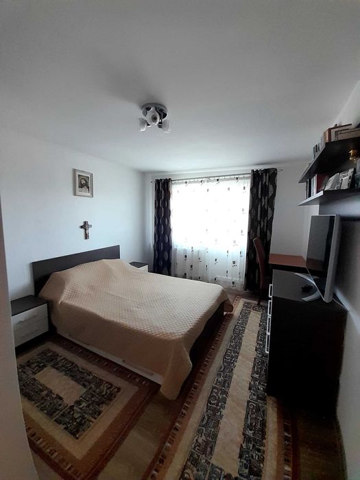 Vând apartament 2 camere.