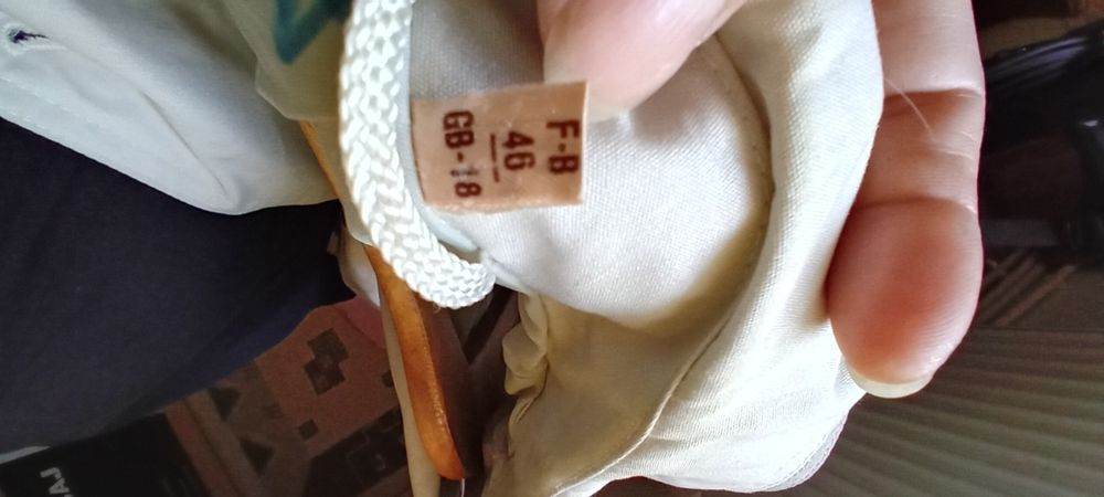 Vând palton de primăvară