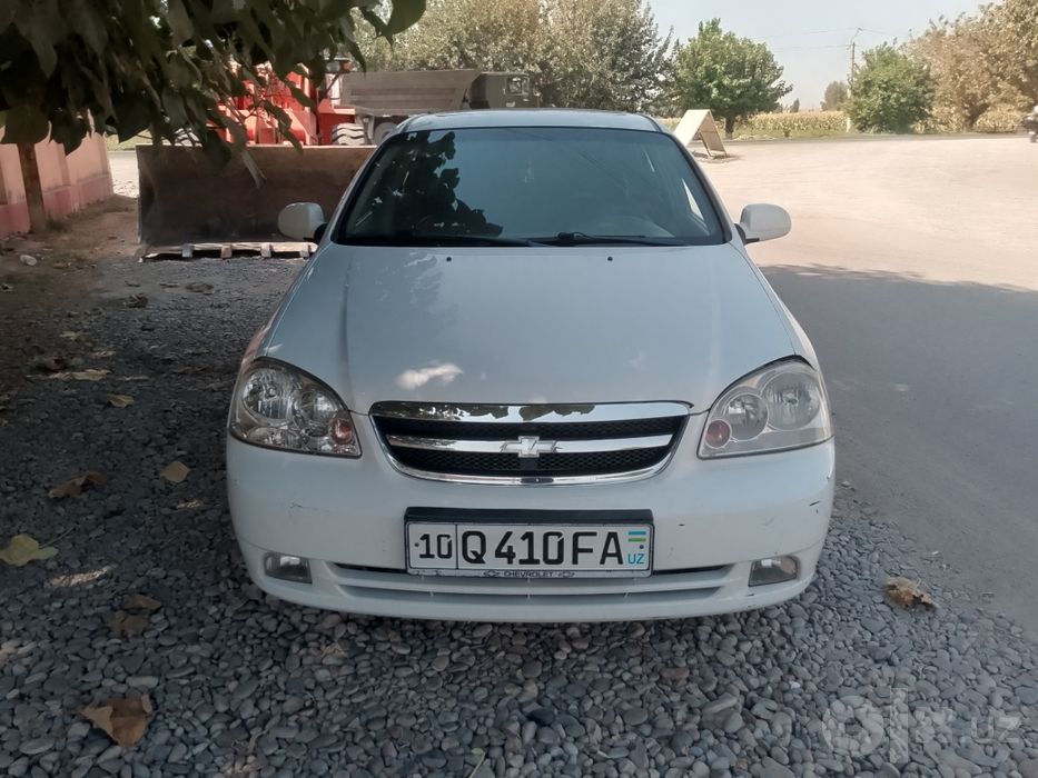 Lacetty 2012 автомат