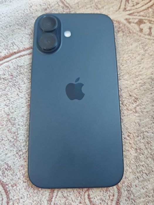iPhone 16 128GB Батерия 100%