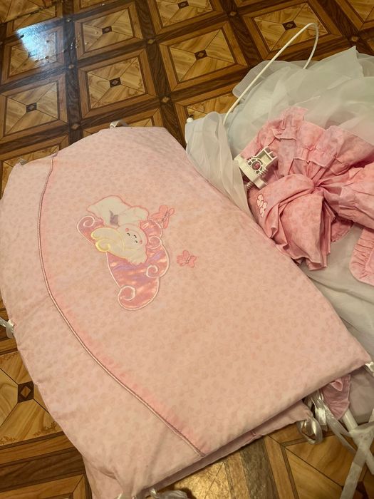 Детская кроватка