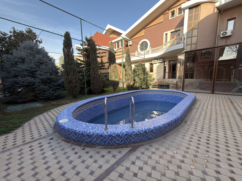 Аренда осабняка Мирзо Улугбекский р/н 12 соток Луначарский тараканчик