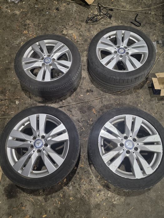 Джанти с гуми 17 цола за мерцедес w204/212/207