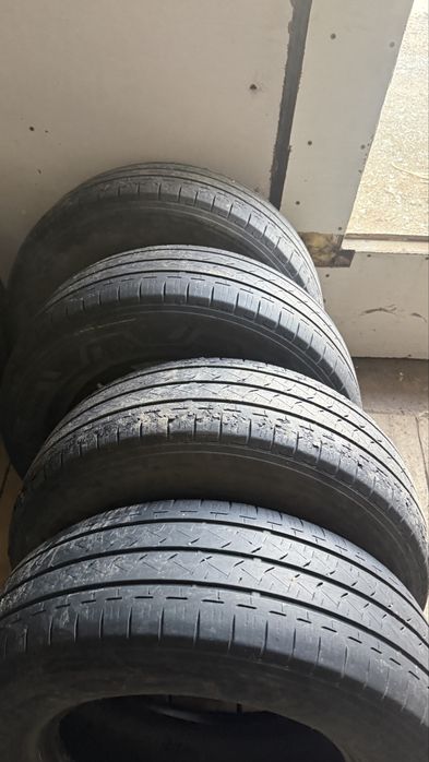 Продам летние шины на хайс, 235/65/16С