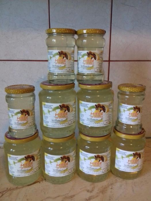 Miere de salcam, albastrele, floarea-soarelui, mana