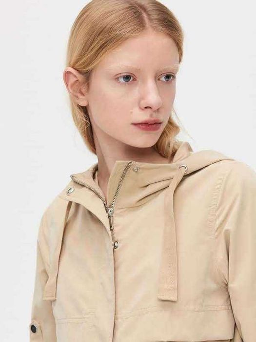 Дамски спортноелегантен тренчкот Cropp S/M