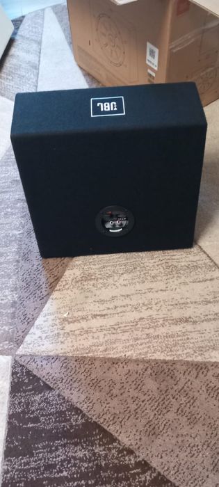 Vand subwoofer auto jbl 1000w
