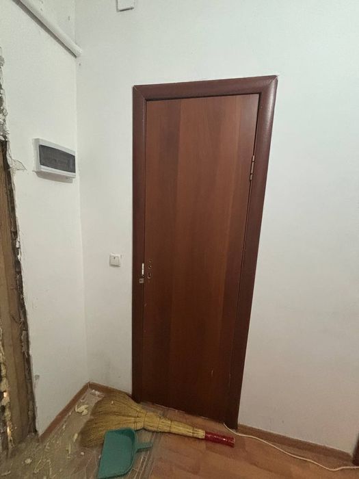 Хорошый двер.такой общий 8двер