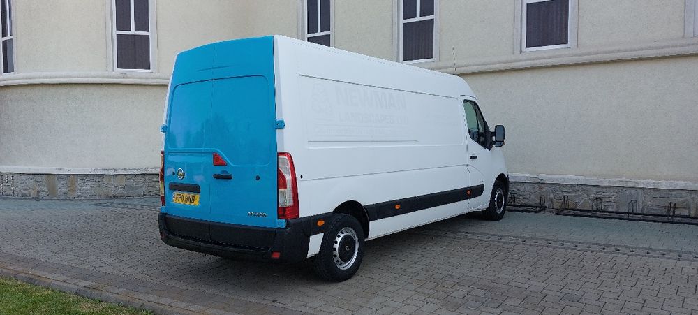 Opel Movano din 2012 motor 2.3 Volan pe dreapta