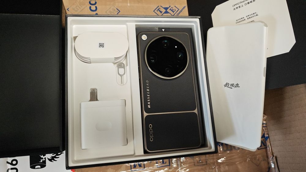 Чисто нов Oppo Find X9 Ultra - 16GB/1TB, 16GB/512GB и . Xiaomi,..
