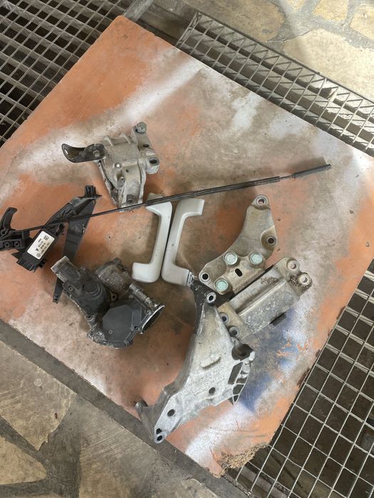 Ауди А3 на части.Двигател 1.9D пежо ситроен на части