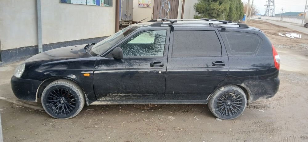 Lada priora 217130