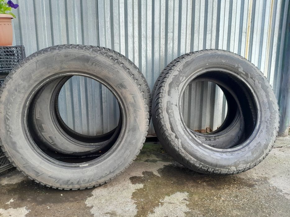 Зимние шины б/у на 17