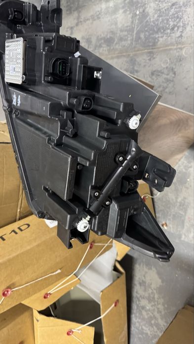 Передние фары Cherry tiggo 7 pro max