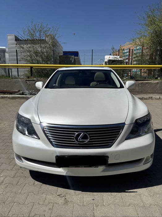 Почасовая аренда авто с водителем в Актобе