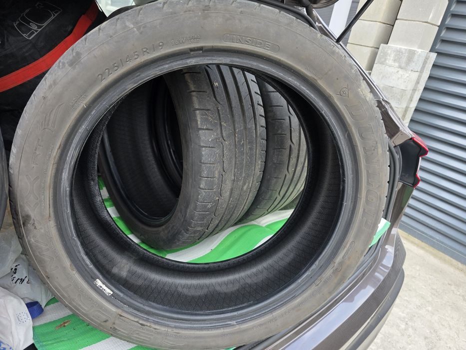 Vand anvelope dunlop maxx rt 225/45r19
