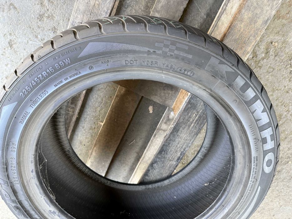Anvelopa Vara 225/45 R16 - Kumho Ecsta SPT