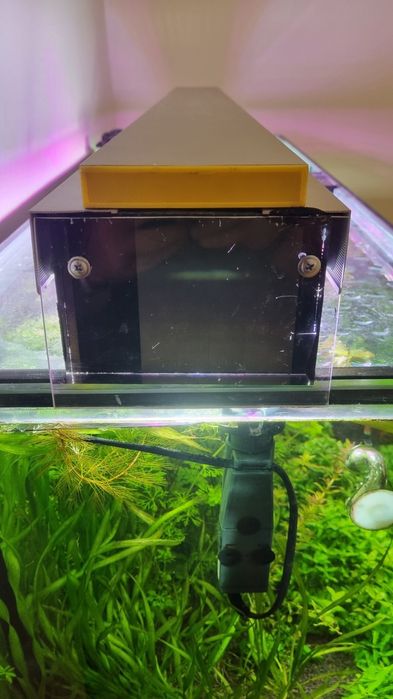 Лампа за аквариум