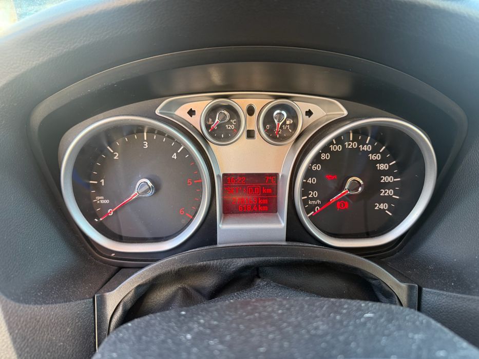 Ceasuri bord ford focus 2 facelift cod 8VT-10849-GF