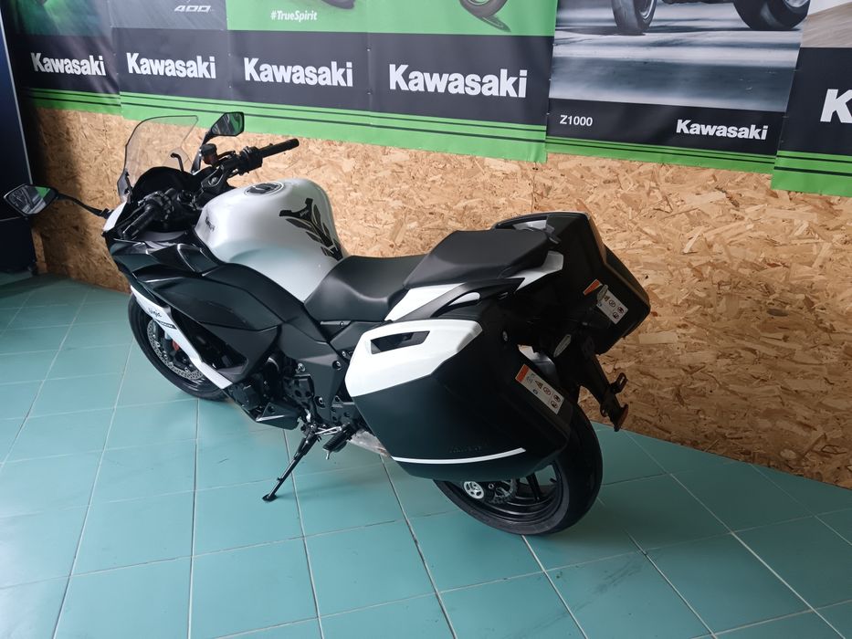 Kawasaki ninja 1000 sx tourer