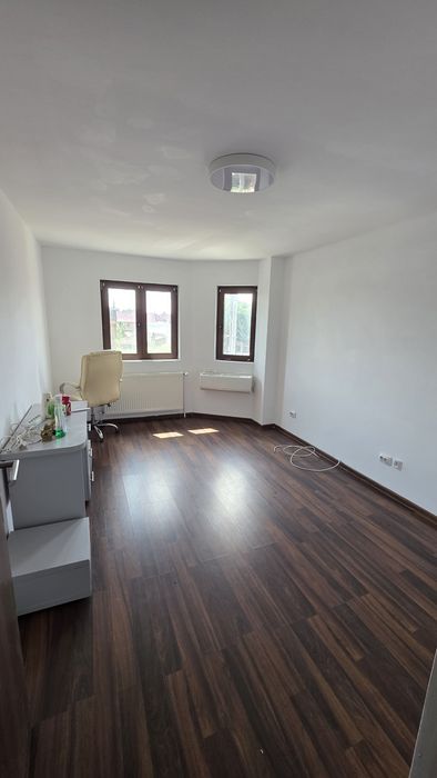 Casă de vânzare – Ultracentral Popești-Leordeni | Lângă Primărie | 6 camere | Teren 200 mp
