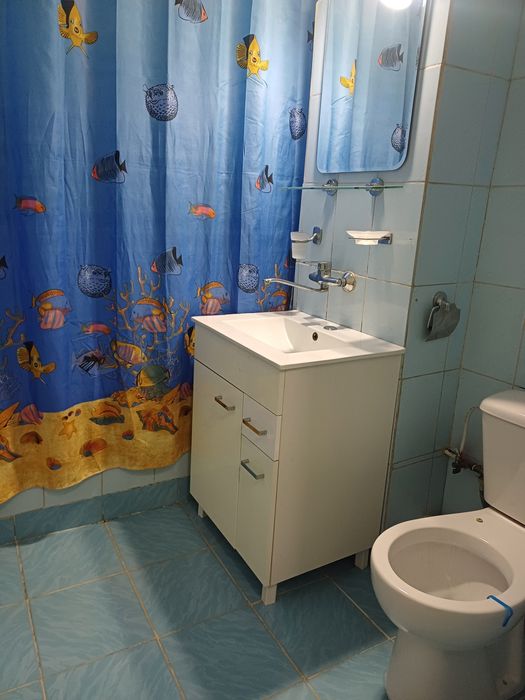 Închiriez apartament