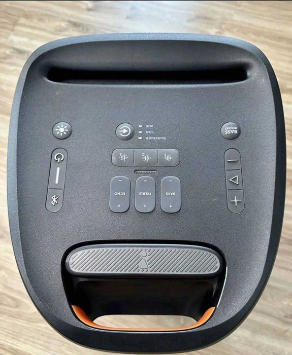 JBL 310 в отличном состоянии